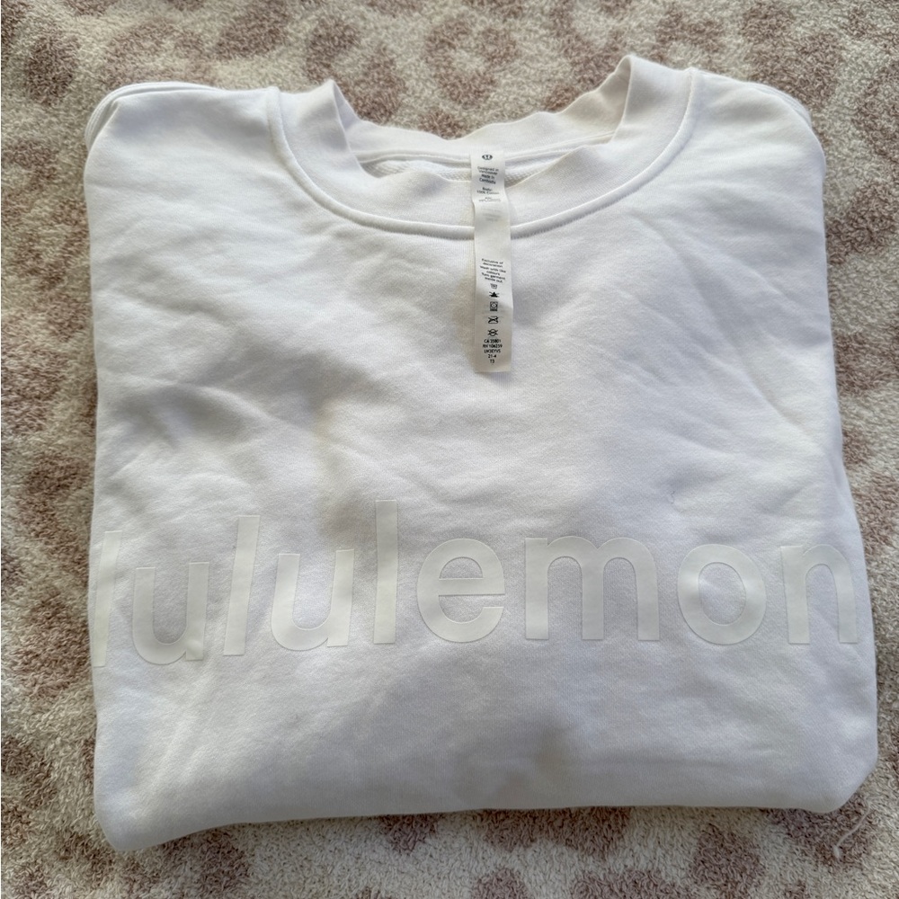 Lululemon sweatshirt